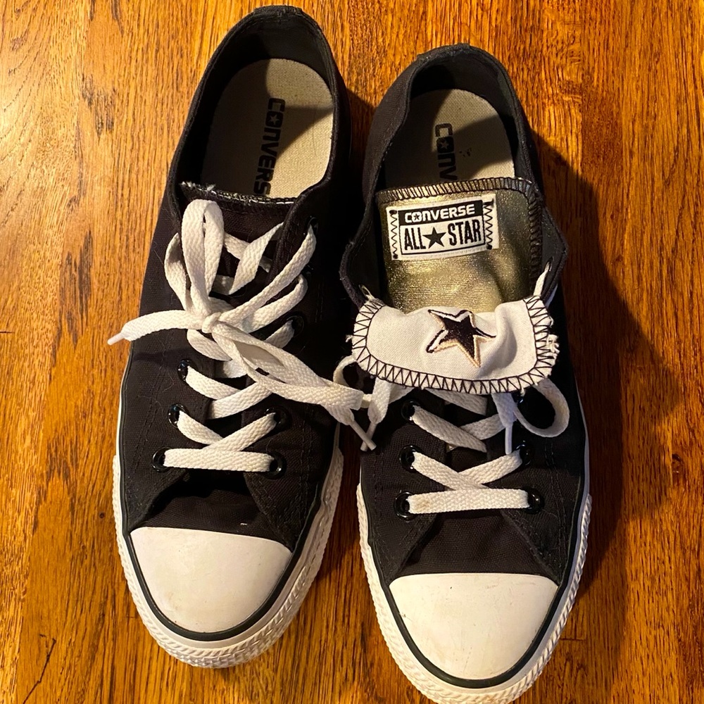 Converse Low Top Black Sneakers US 10 Flip Tongue